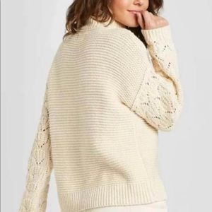 🆕 Cream Sweater, Detailed Sleeves